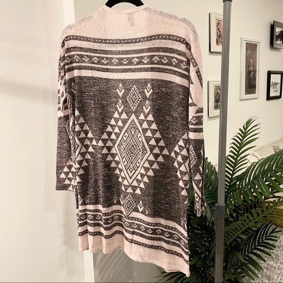 Pink Pattern Cardigan - Picture 2 of 3